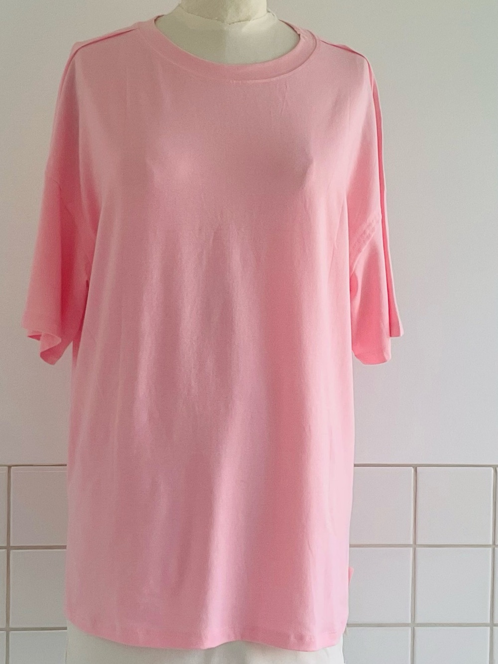 Tankaneo oversized Soft Pink Short Sleeve Crewneck Tee Shirt Sz: L. NWOT